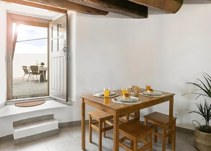 Moinho Do Sr. Arnaldo * Atouguia Da Baleia